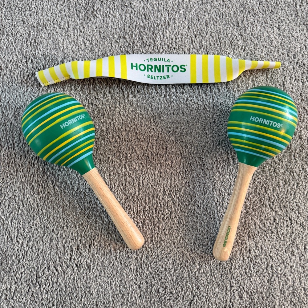 Hornitos Green and Yellow Maracas Set